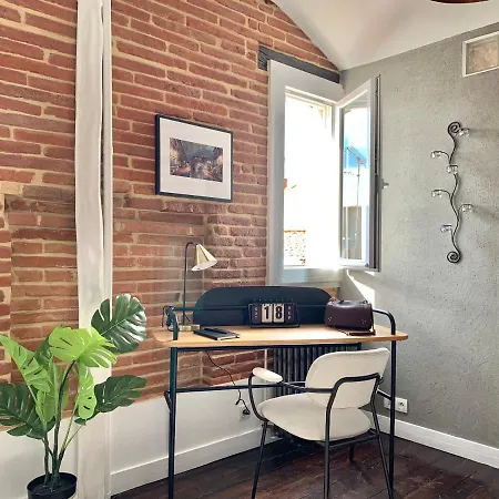 Rue De La Colombette : Charmant T2 Renove Apartment *